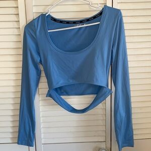 Long sleeve front open slit